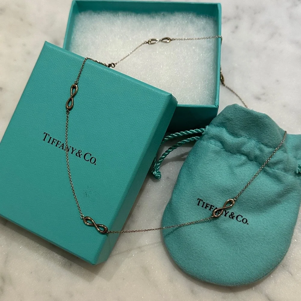 TIFFANY & CO. Endless Infinity Station Necklace - Picture 1 of 4